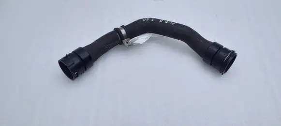 Mercedes-Benz B W246 W242 Engine coolant pipe/hose