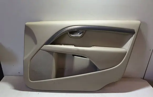 Volvo XC70 Front door card panel trim 30649480