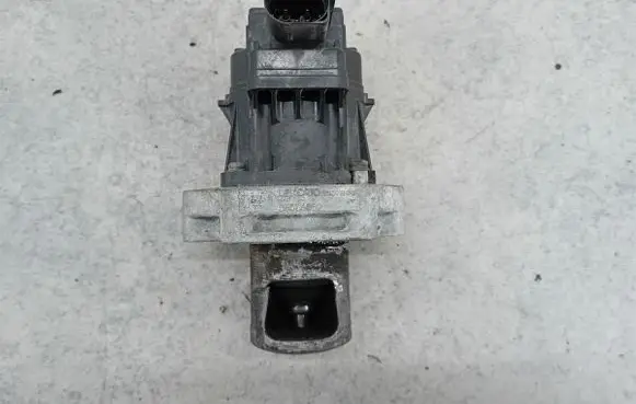 Opel Insignia A EGR valve 55566052