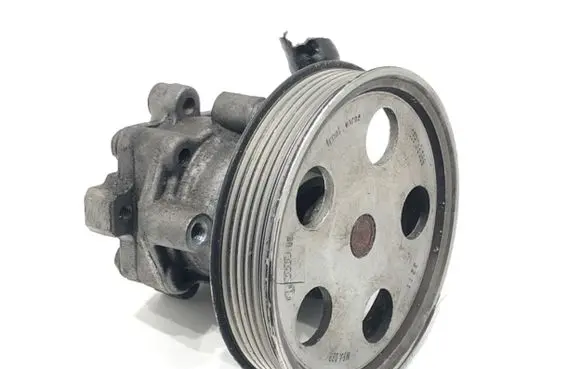 Audi A4 S4 B6 8E 8H Power steering pump