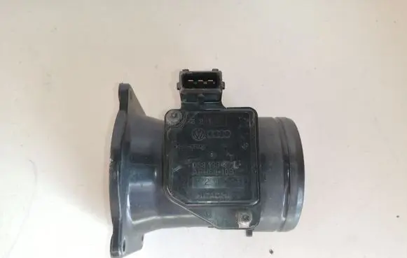 Audi A4 S4 B5 8D Mass air flow meter 058133471