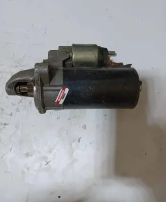 BMW 5 E60 E61 Starter motor 7794952