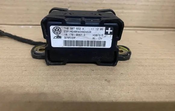 Skoda Octavia Mk2 (1Z) ESP acceleration yaw rate sensor 7H0907652A 10170103673 DD76M112XP