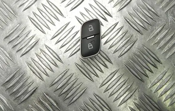 Ford Focus Central locking switch button F1ET14017AB T2140