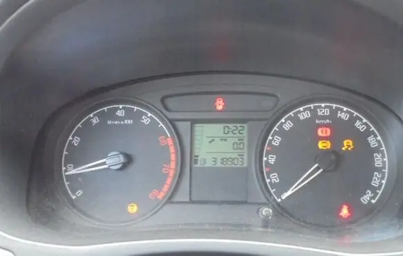 Skoda Roomster (5J) Speedometer (instrument cluster)