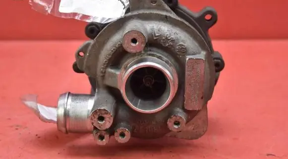 Citroen C5 Turbo system vacuum part 9U3Q-6K682-EB