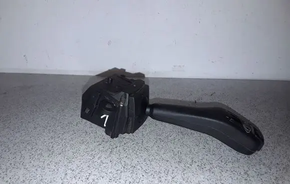 BMW 5 E39 Wiper control stalk 8375408