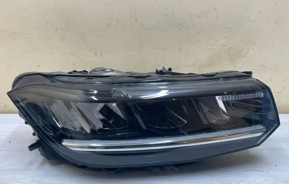 Volkswagen T-Cross Headlight/headlamp 2GM941006B