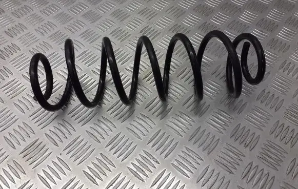 Ford Fusion Rear coil spring BRAK