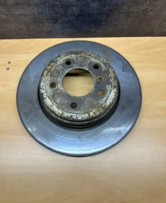 BMW 5 E60 E61 Rear brake disc