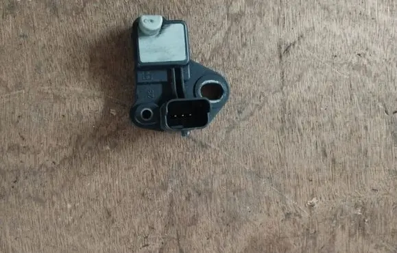 Peugeot 3008 I Crankshaft position sensor 9664387380