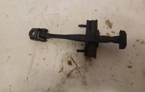 Volvo XC60 Rear door check strap stopper 31424467