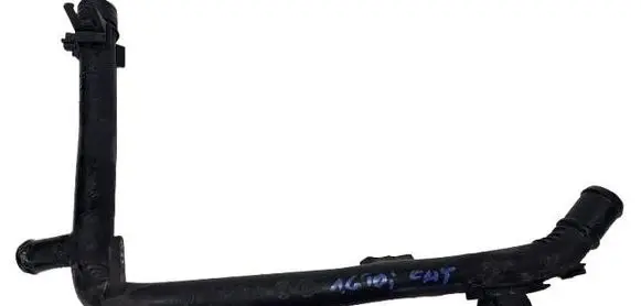 Engine coolant pipe/hose