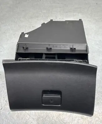 Peugeot 307 Glove box 9634503877 M29991