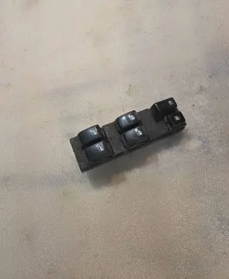 KIA Sportage Electric window control switch