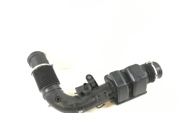 Volvo XC60 Turbo air intake inlet pipe/hose 32222072 1125534S03 1125534V02
