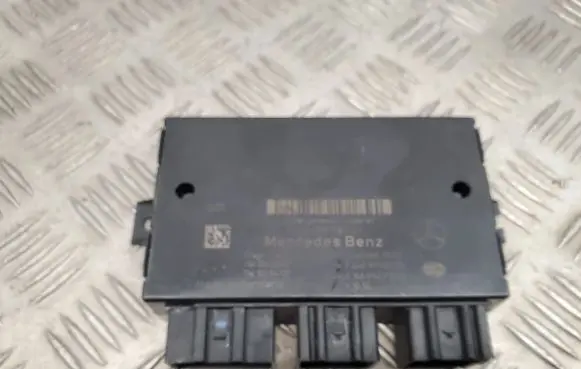 Mercedes-Benz GL X166 Tow bar trailer control unit/module A2469005501