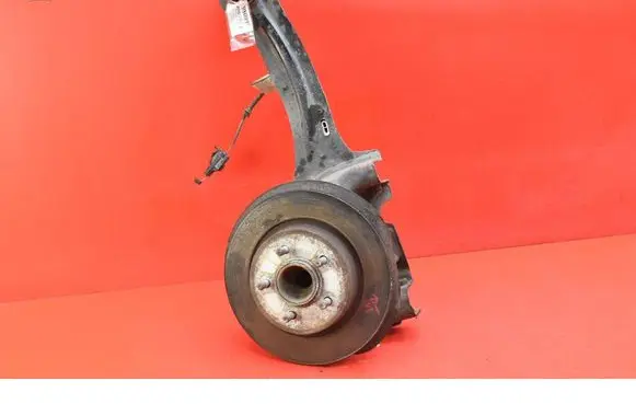 Volvo V40 Front wheel hub spindle knuckle
