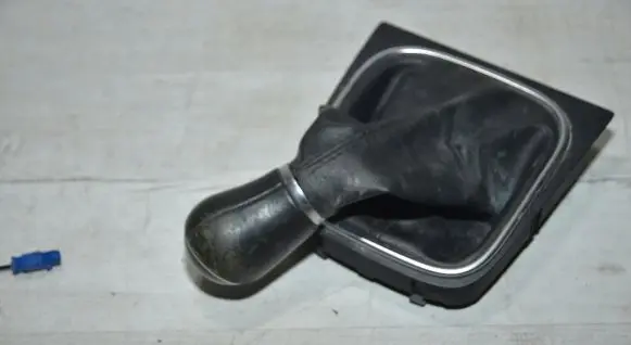 Gear lever shifter trim leather/knob