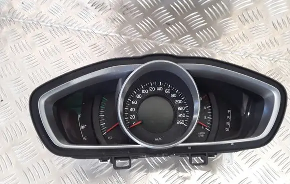 Volvo V40 Speedometer (instrument cluster) 299890U 36011337 BK9KB