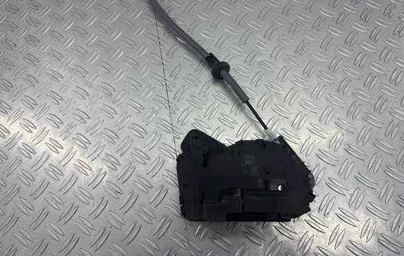 Seat Ateca Front door lock B6C5TB837016C 5TB837016C