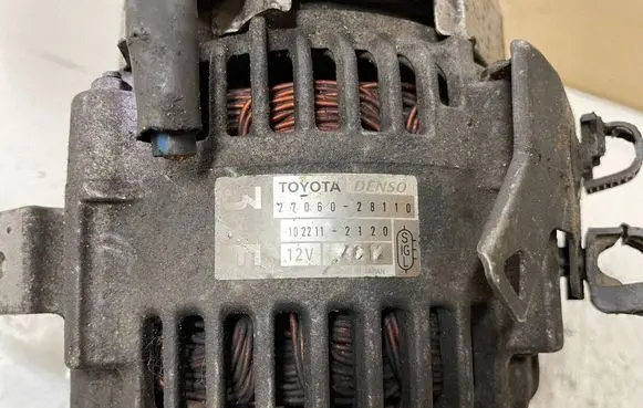 Toyota RAV 4 (XA20) Generator/alternator 2706028110 1022112120