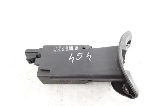 Fuel tank cap lock