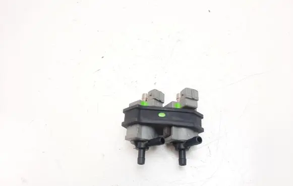 Bentley Continental Vacuum valve 078906283A