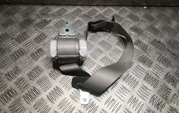 Mercedes-Benz ML W164 Middle seatbelt (rear) A1648601185 1648601185