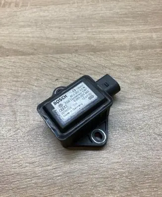 Audi A4 S4 B6 8E 8H ESP acceleration yaw rate sensor 8E0907637A