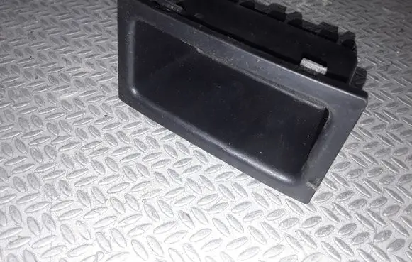 Mitsubishi Lancer VIII Other interior part 8011A