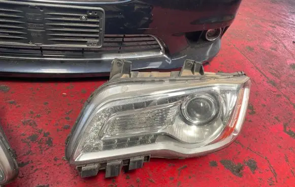 Lancia Thema Headlight/headlamp