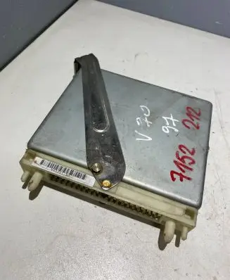 Volvo S70 V70 V70 XC Engine control unit/module P09144362 1TVR032690 T97050456