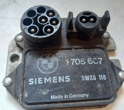 BMW 5 E34 Ignition amplifier control unit 1705607 5WK6116