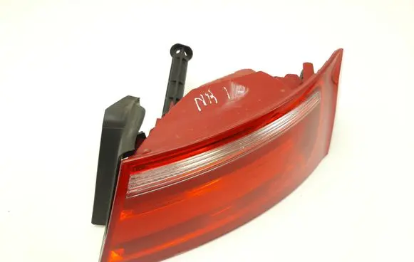 Audi A5 8T 8F Rear/tail lights 8T8945096