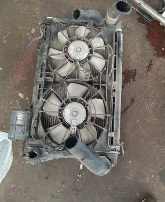 Toyota Avensis T250 Radiator set 