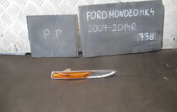 Ford Mondeo MK IV Front fender indicator light 7S7113K354AF