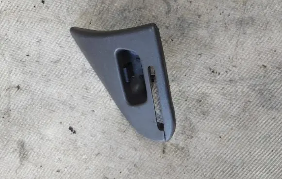 Ford Galaxy Seat belt trim 7m0363956
