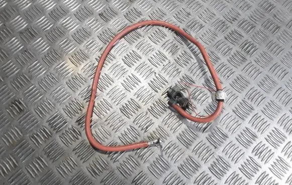 Mercedes-Benz ML W164 Positive cable (battery)