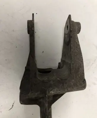 Opel Antara Engine mounting bracket