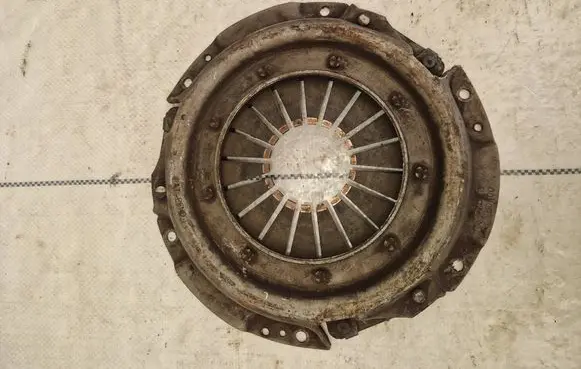 Nissan Terrano Pressure plate 7d20