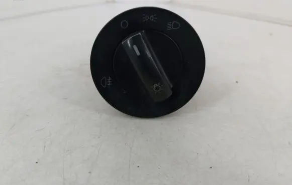 Volkswagen Golf IV Light switch TC46Q0941531B