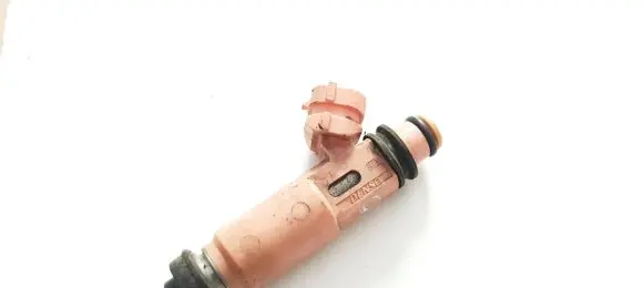 Lexus RX 330 - 350 - 400H Fuel injector 2325020030