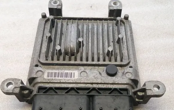 Mercedes-Benz Sprinter W906 Engine control unit/module A6519002600 R0414A009A A6519012200