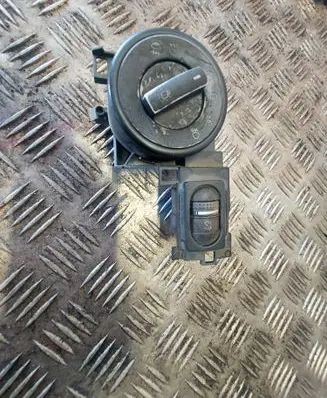 Volkswagen Touareg I Light switch 7L685890