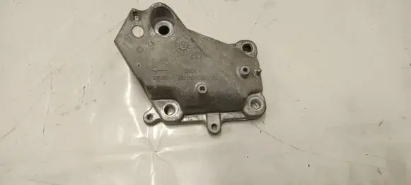 Jeep Grand Cherokee Engine mounting bracket 68275987AA