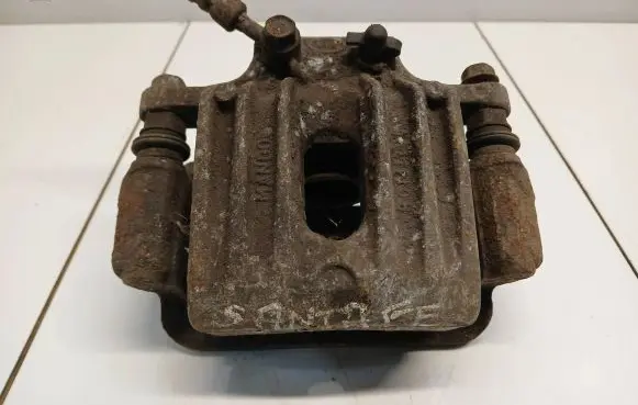Hyundai Santa Fe Rear brake caliper