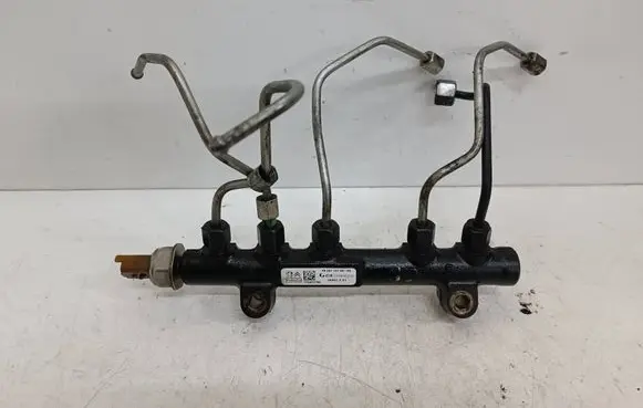 Citroen C4 Grand Picasso Fuel main line pipe 9804776780 28497Z01 172471790