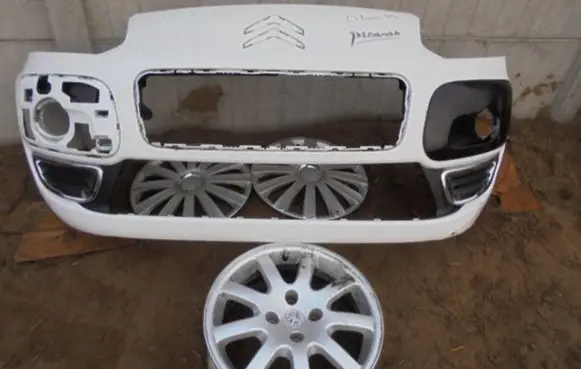 Citroen C3 Picasso Front bumper