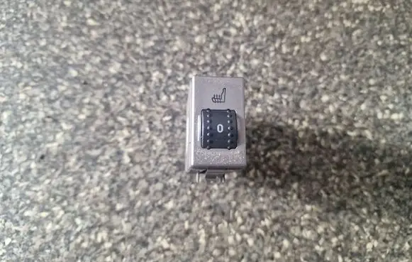 Ford Focus Seat heating switch